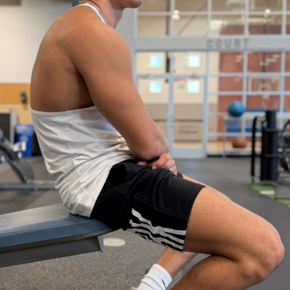 GYMSHARK MEN TANK TOP STRINGER VEST WEIGHT LIFTING BODYBUILDER BODYBUILDING JOCK - Picture 4 of 16